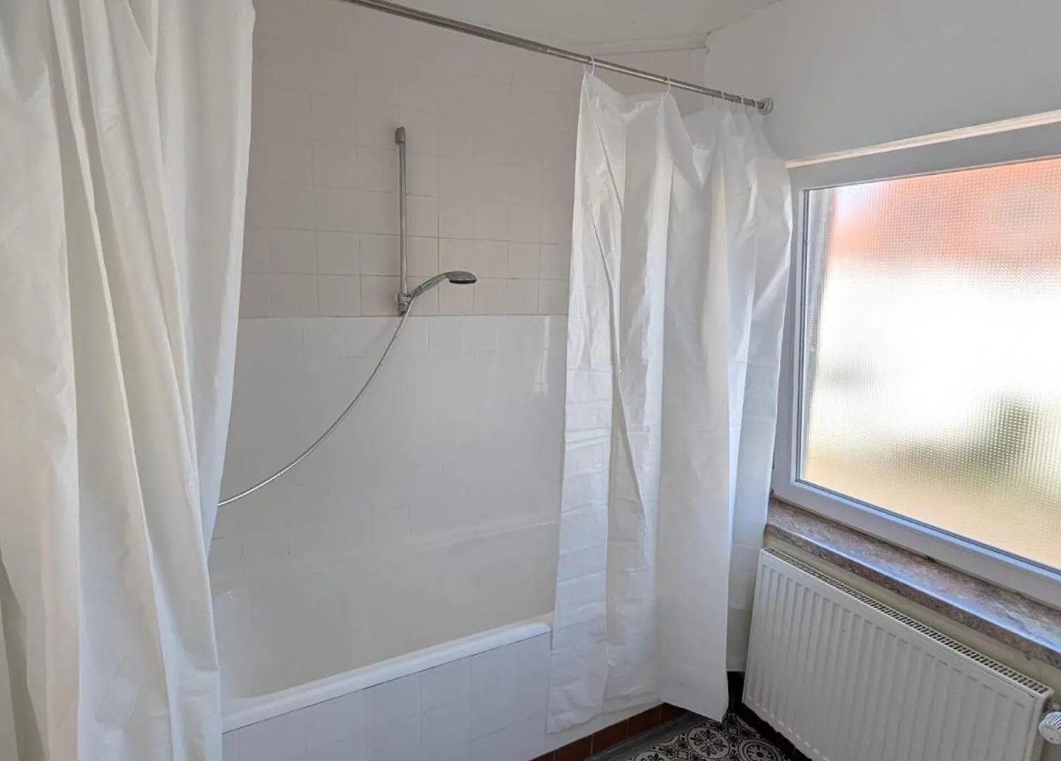Haus Am See Fuer Handwerker Und Messegaeste Hannover Germania